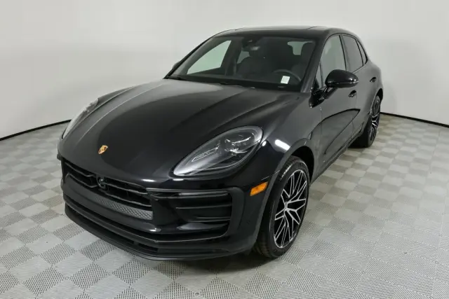 2026 Porsche Macan Base - Photo 6