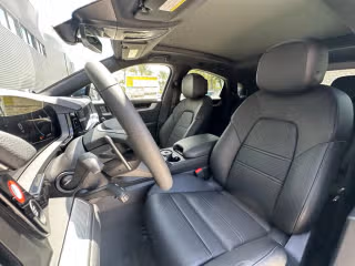 2025 Porsche Cayenne Coup E-Hybrid - Photo 33