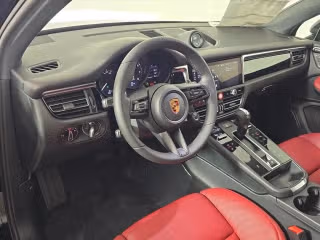 2026 Porsche Macan Base - Photo 25