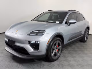 2025 Porsche Macan Macan 4S Electric's photo