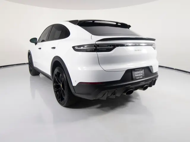 2023 Porsche Cayenne Coupe Turbo GT - Photo 22