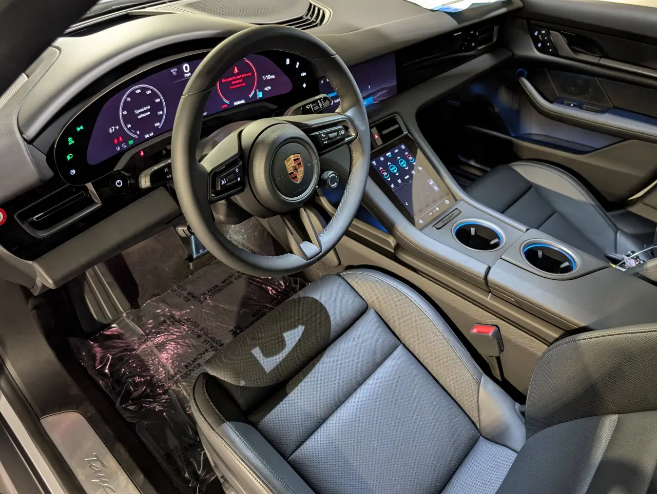 2026 Porsche Taycan Base - Photo 32
