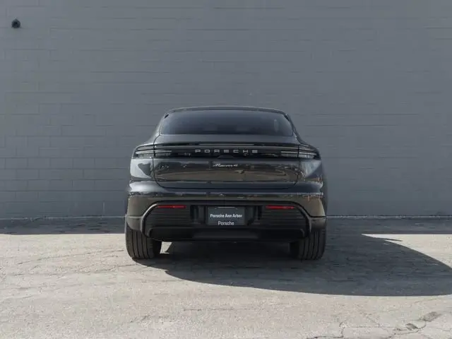 2026 Porsche Macan Base - Photo 40