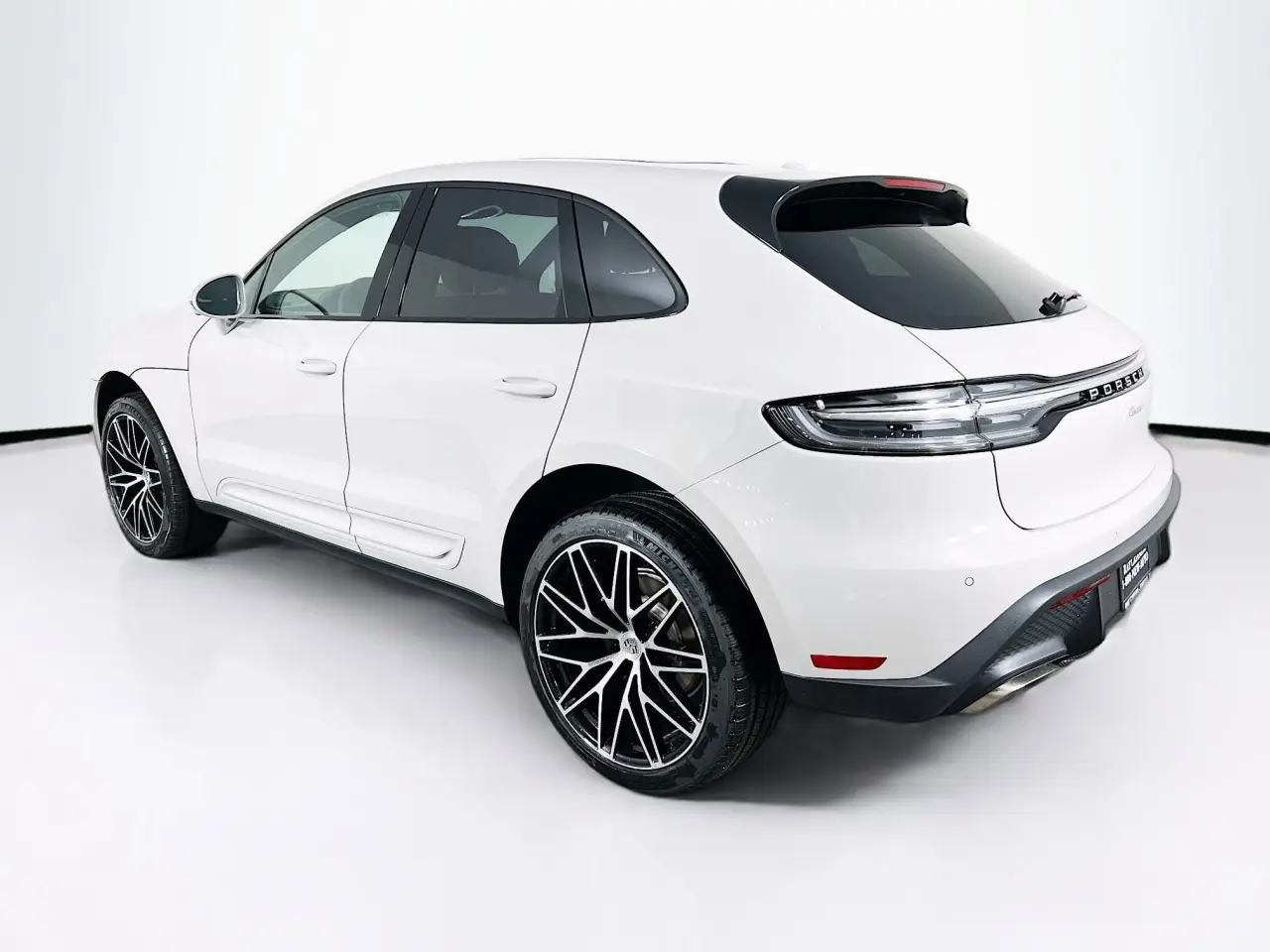 2026 Porsche Macan Base - Photo 24