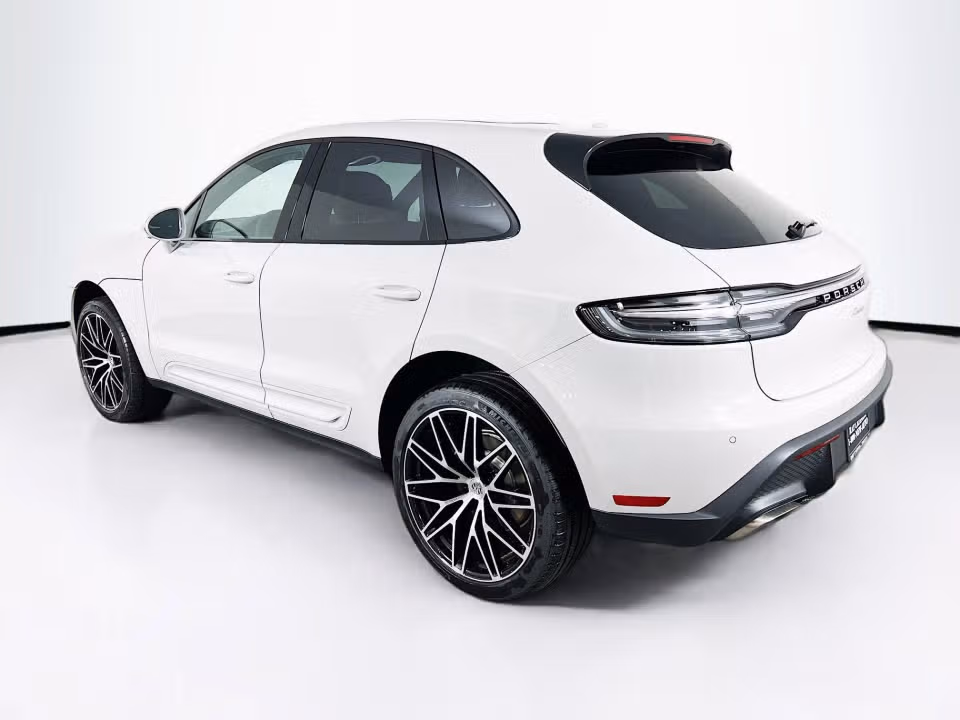 2026 Porsche Macan Base - Photo 19