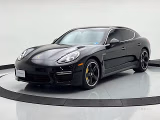 2016 Porsche Panamera Turbo's photo