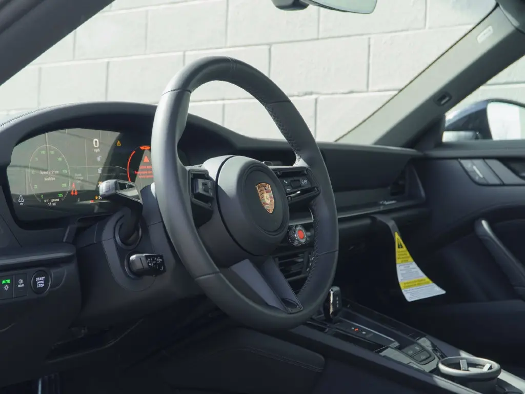 2026 Porsche 911 S - Photo 32