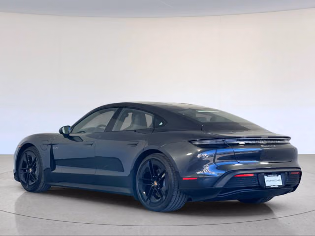 2026 Porsche Taycan S - Photo 18