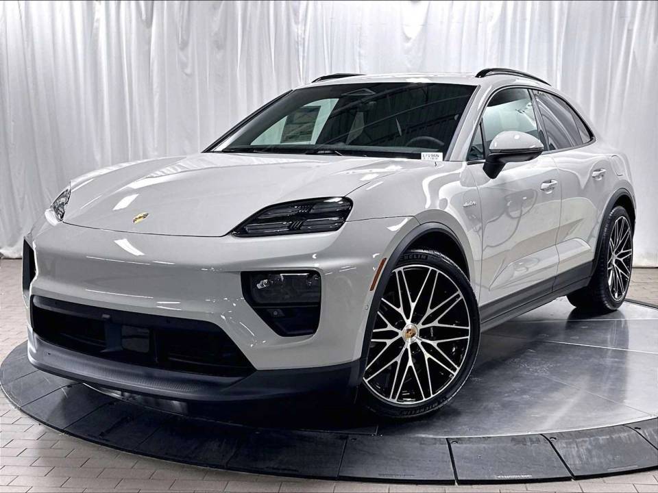 2026 Porsche Macan