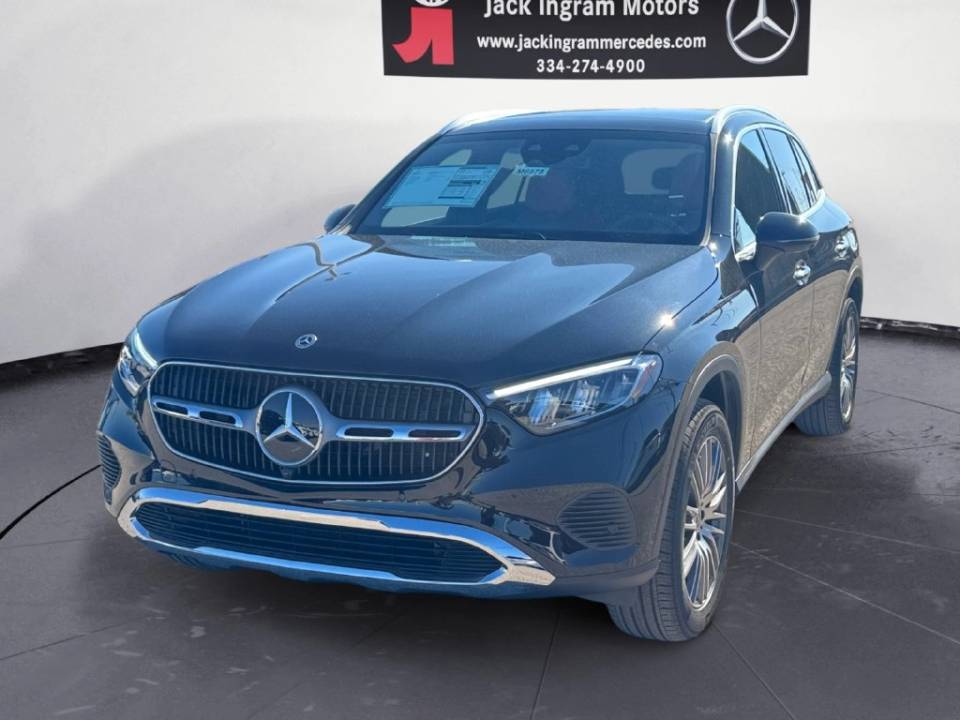 2026 Mercedes-Benz GLC Base