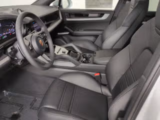 2026 Porsche Cayenne Coup E-Hybrid - Photo 33