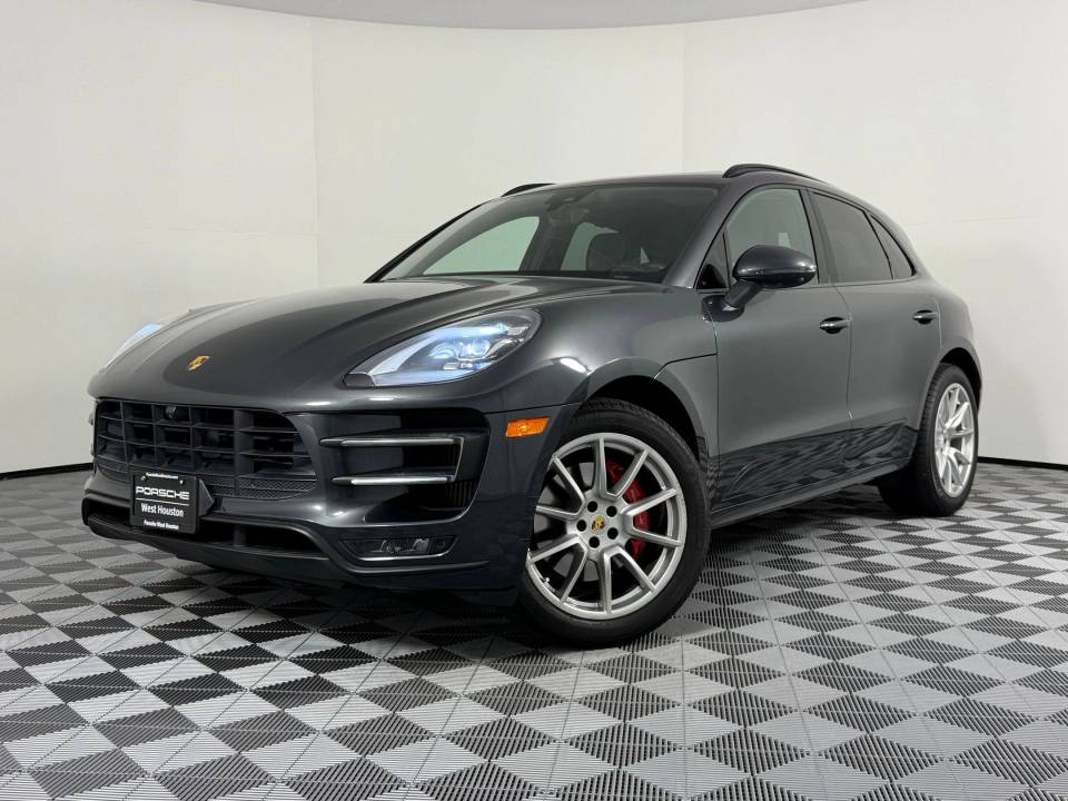 2017 Porsche Macan Turbo