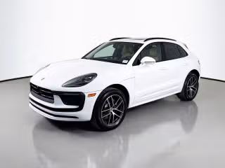 2026 Porsche Macan's photo