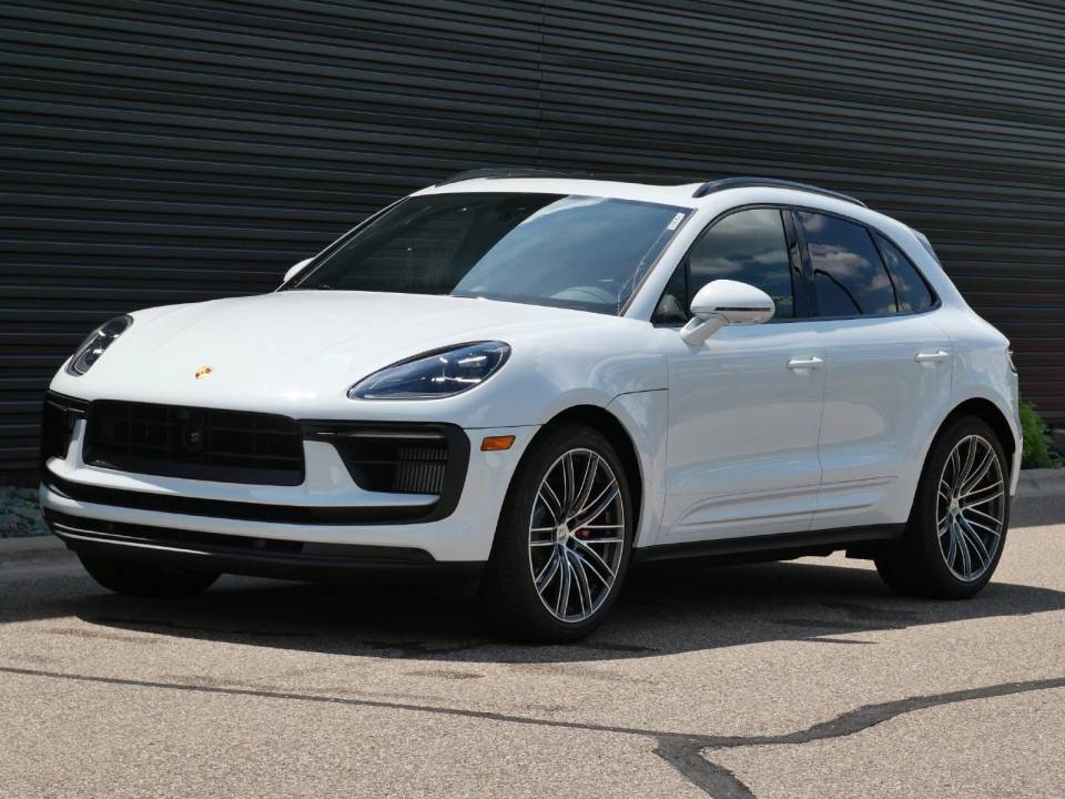 2026 Porsche Macan