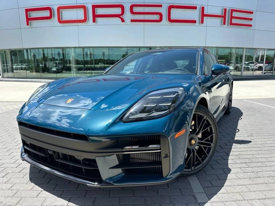 2026 Porsche Panamera