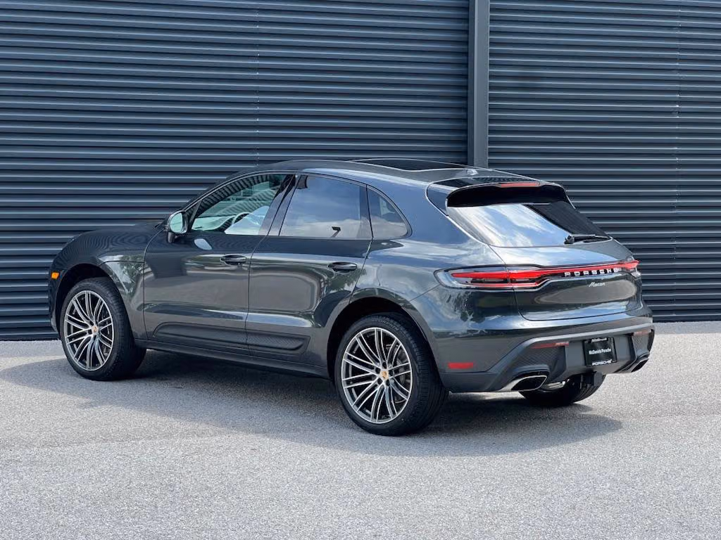 2025 Porsche Macan Base - Photo 20