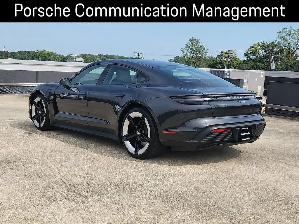 2025 Porsche Taycan Base - Photo 24