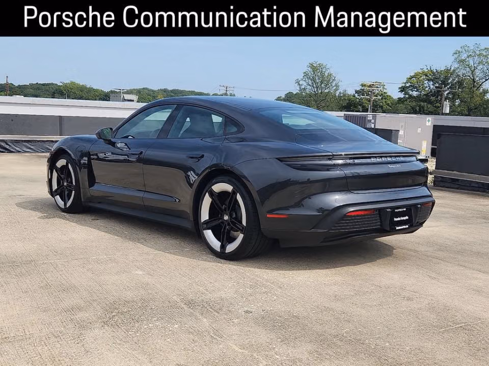 2025 Porsche Taycan Base - Photo 19