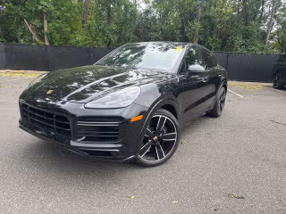 2023 Porsche Cayenne Turbo's photo
