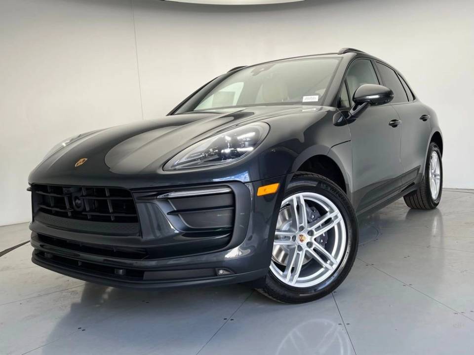 2026 Porsche Macan