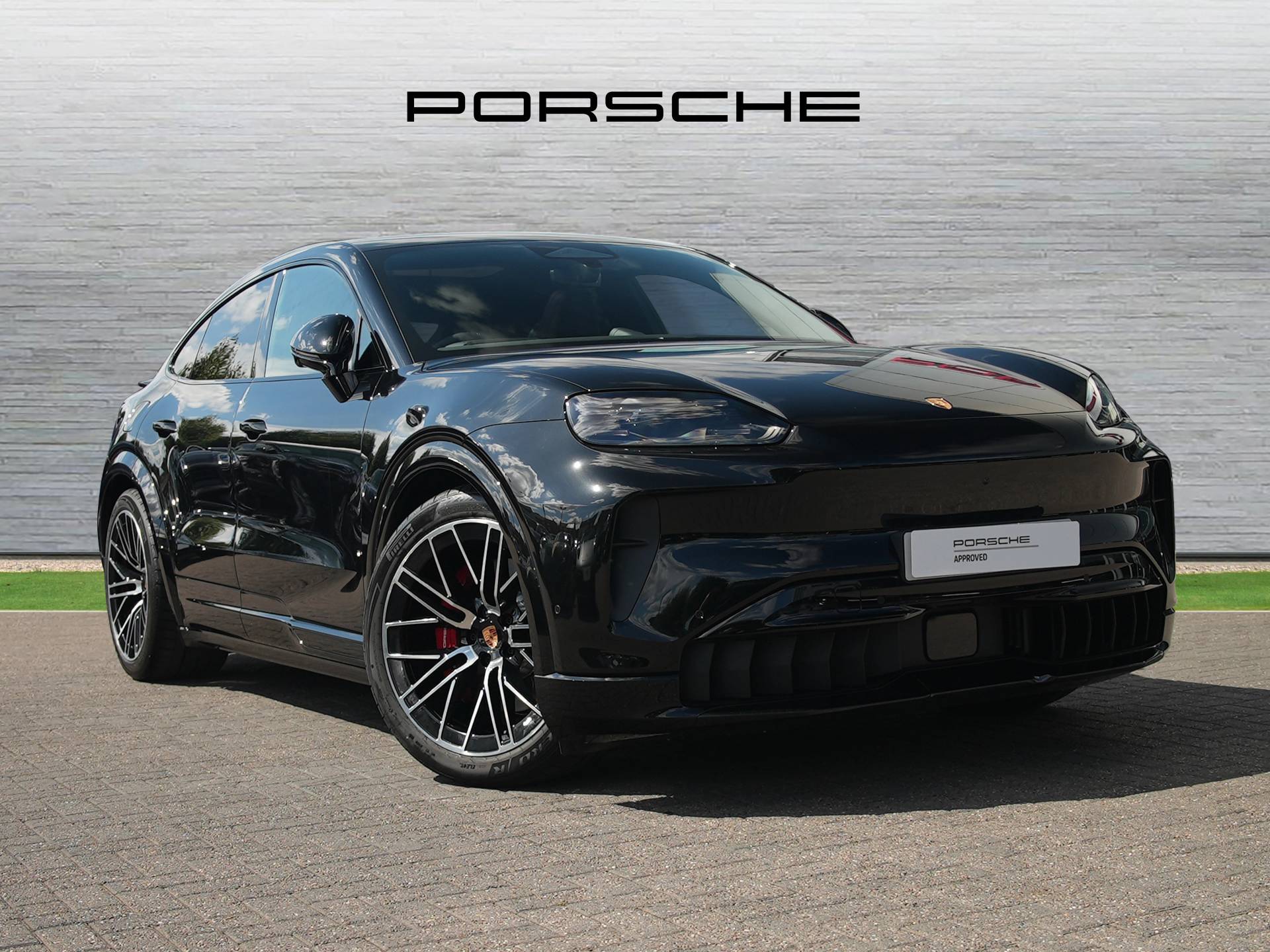Cayenne Electric Coupé, photo 1 of 41