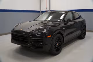 2026 Porsche Cayenne E-Hybrid's photo