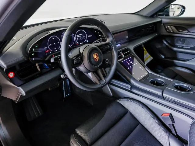 2026 Porsche Taycan Base - Photo 30