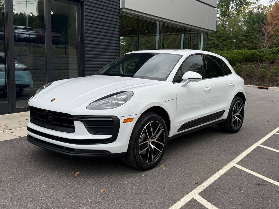 2026 Porsche Macan T