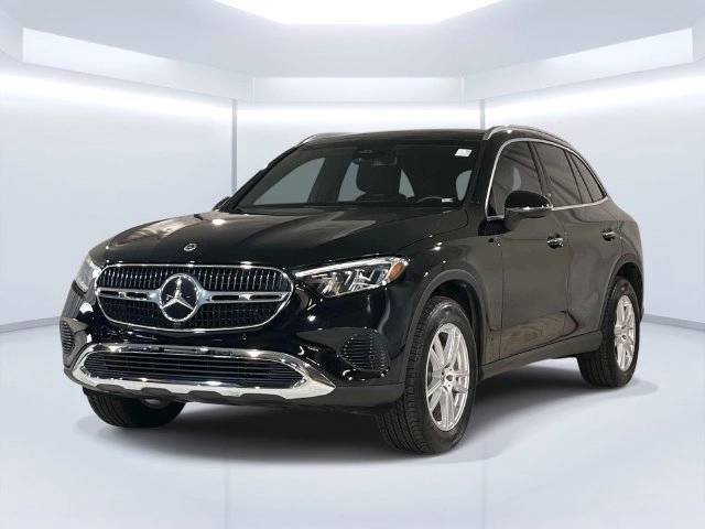 2025 Mercedes-Benz GLC