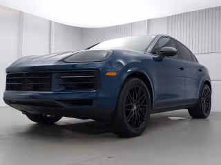 2025 Porsche Cayenne -'s photo