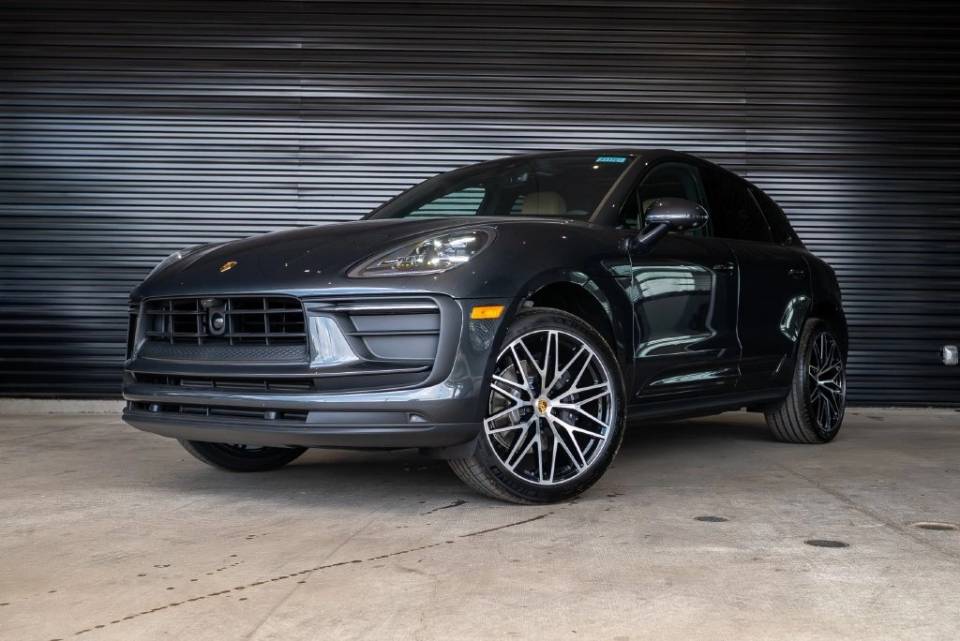 2026 Porsche Macan