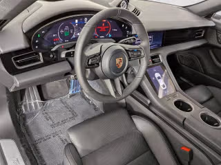 2026 Porsche Taycan Base - Photo 25