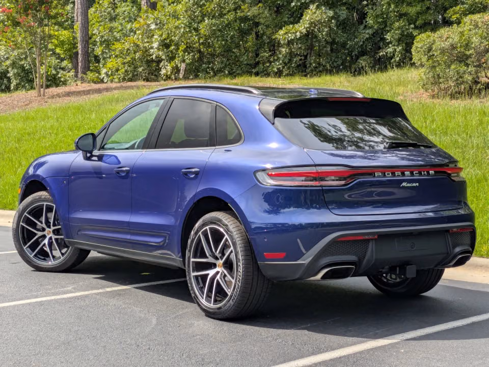 2026 Porsche Macan T - Photo 19