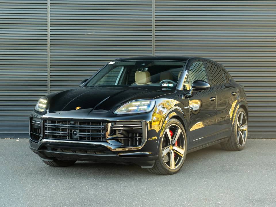 2024 Porsche Cayenne Coupe