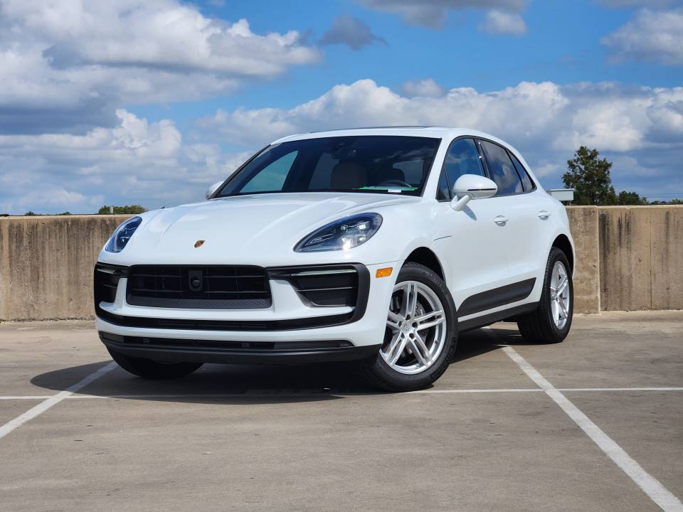 2026 Porsche Macan