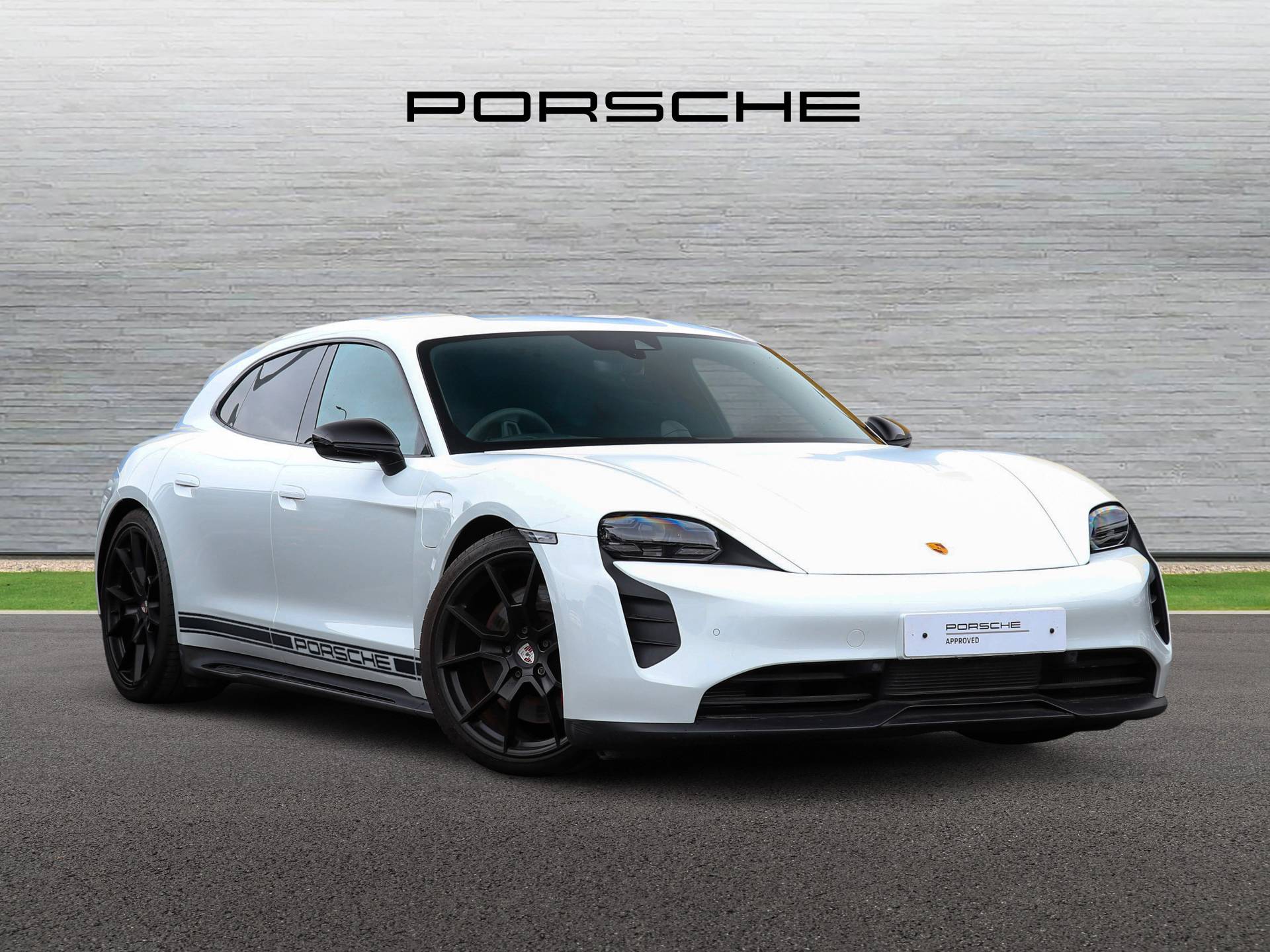 Taycan GTS Sport Turismo, photo 1 of 29