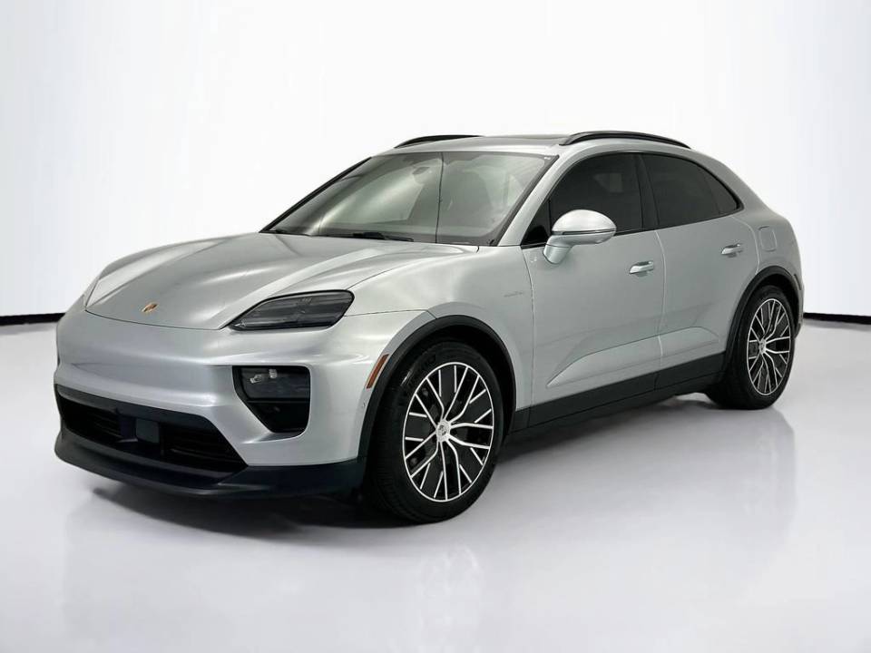2025 Porsche Macan