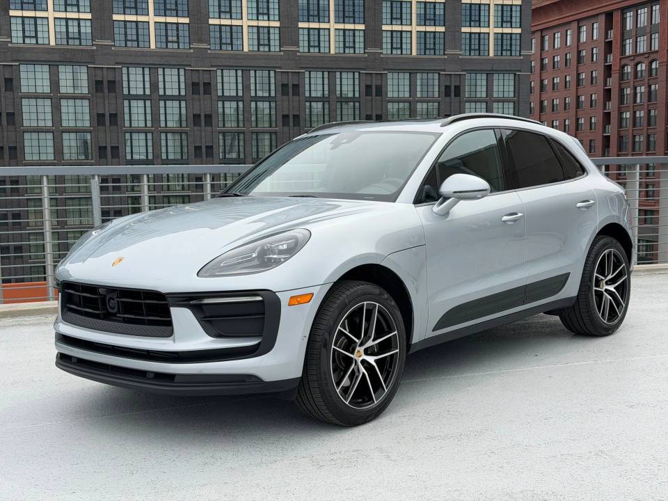 2026 Porsche Macan