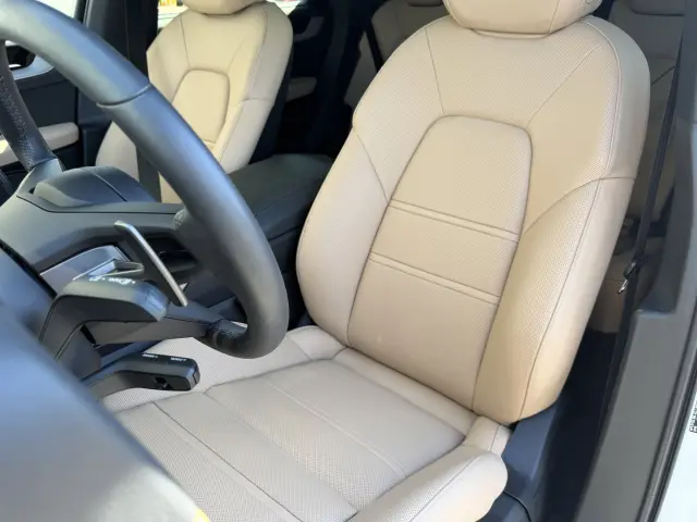 2026 Porsche Cayenne Coup Base - Photo 38