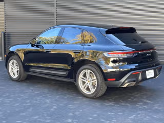 2025 Porsche Macan Base - Photo 17