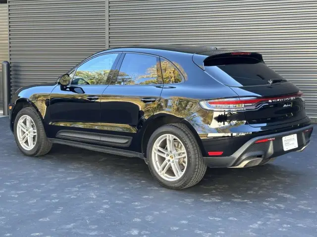 2025 Porsche Macan Base - Photo 22