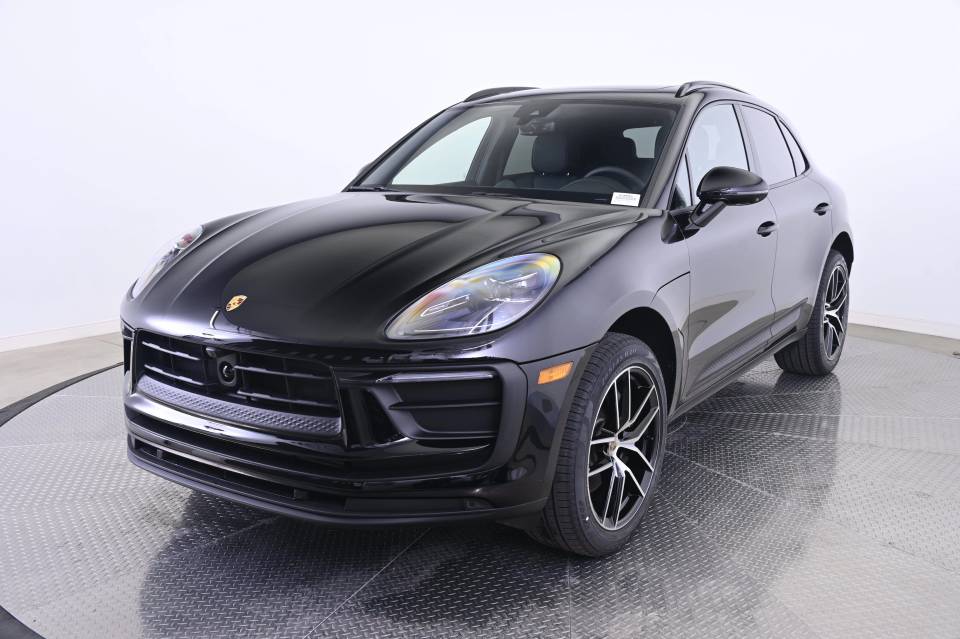 2026 Porsche Macan