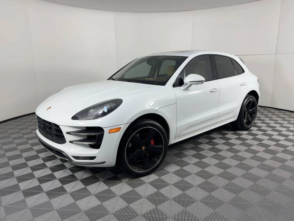 2017 Porsche Macan Turbo