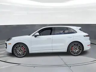 2026 Porsche Cayenne S E-Hybrid - Photo 13