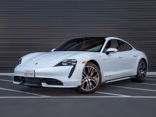 2020 Porsche Taycan Turbo's photo