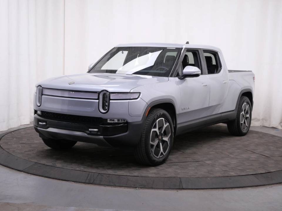 2024 Rivian R1T