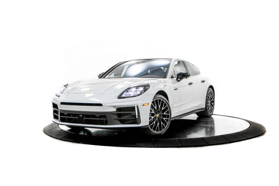 2026 Porsche Panamera