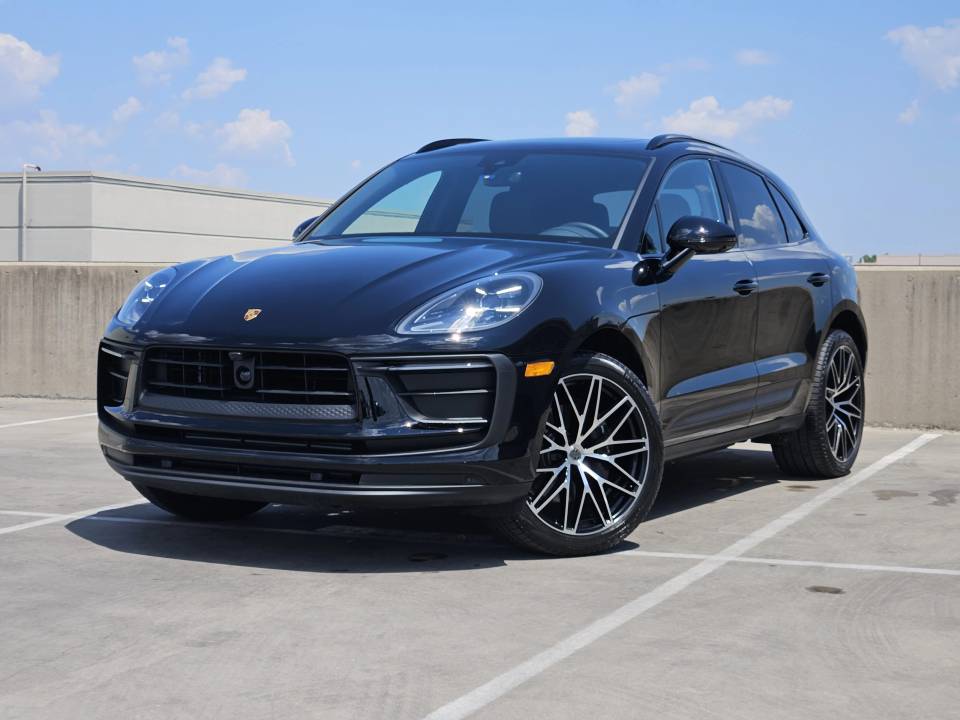 2025 Porsche Macan