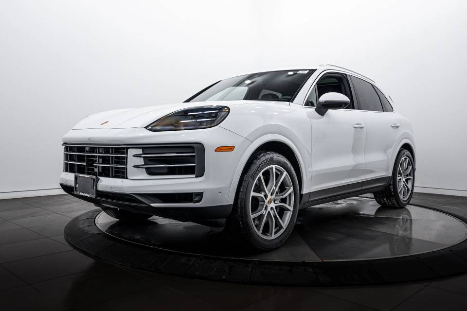 2026 Porsche Cayenne Base
