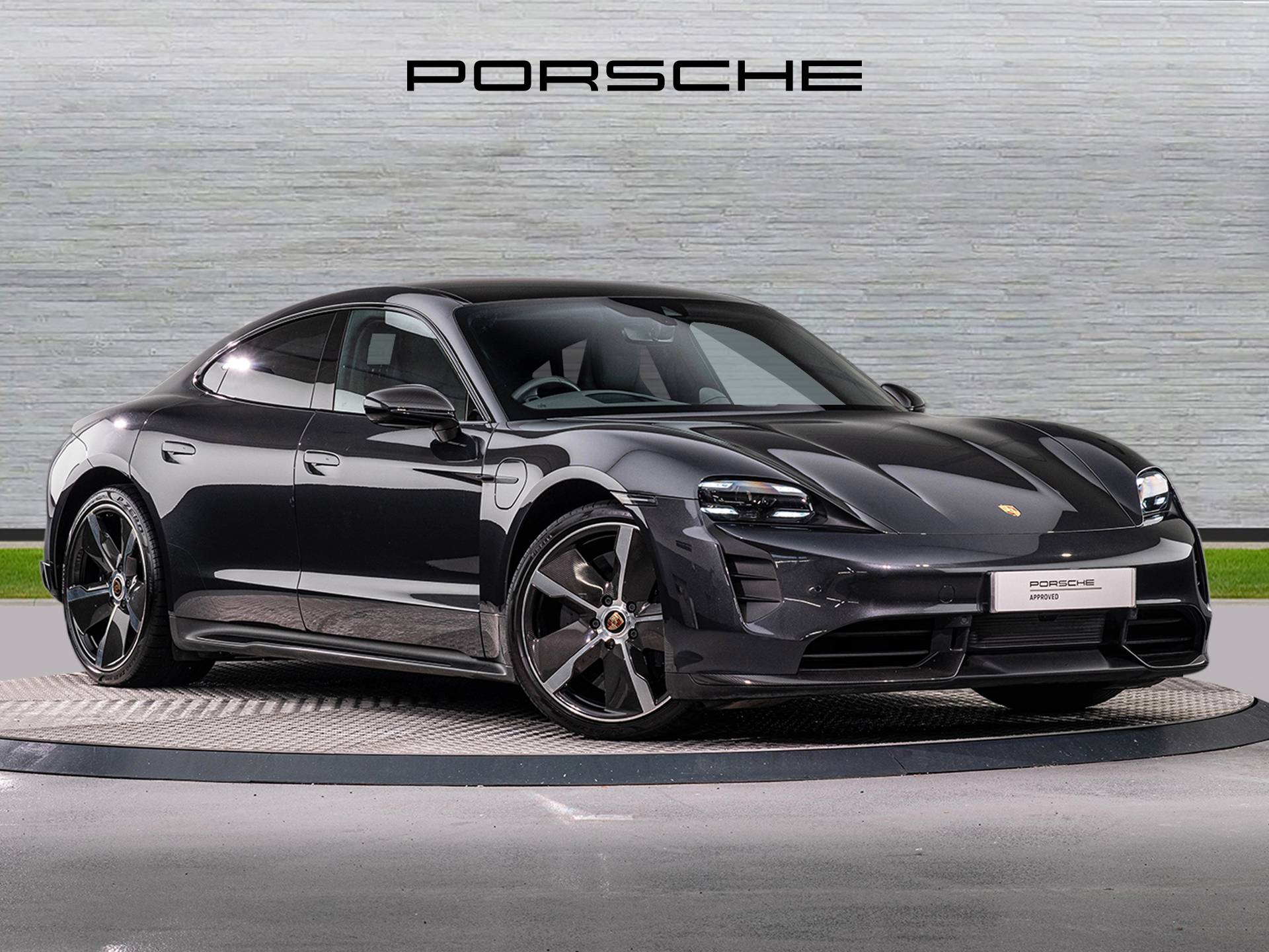 Taycan Turbo S, photo 1 of 50